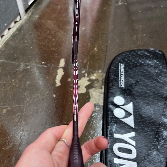 Yonex BadmintonRacquet Astrox 100zz 27Lb Tension Exbolt 63 String Dark Red 4UG5 - Picture 12 of 13